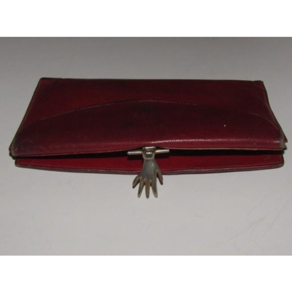 GUCCI Vintage Red Leather with Gold Hand Clasp - Picture 6 of 12
